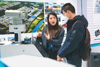 推进高标准服务业扩大开放，云计算装备技术服务成新引擎